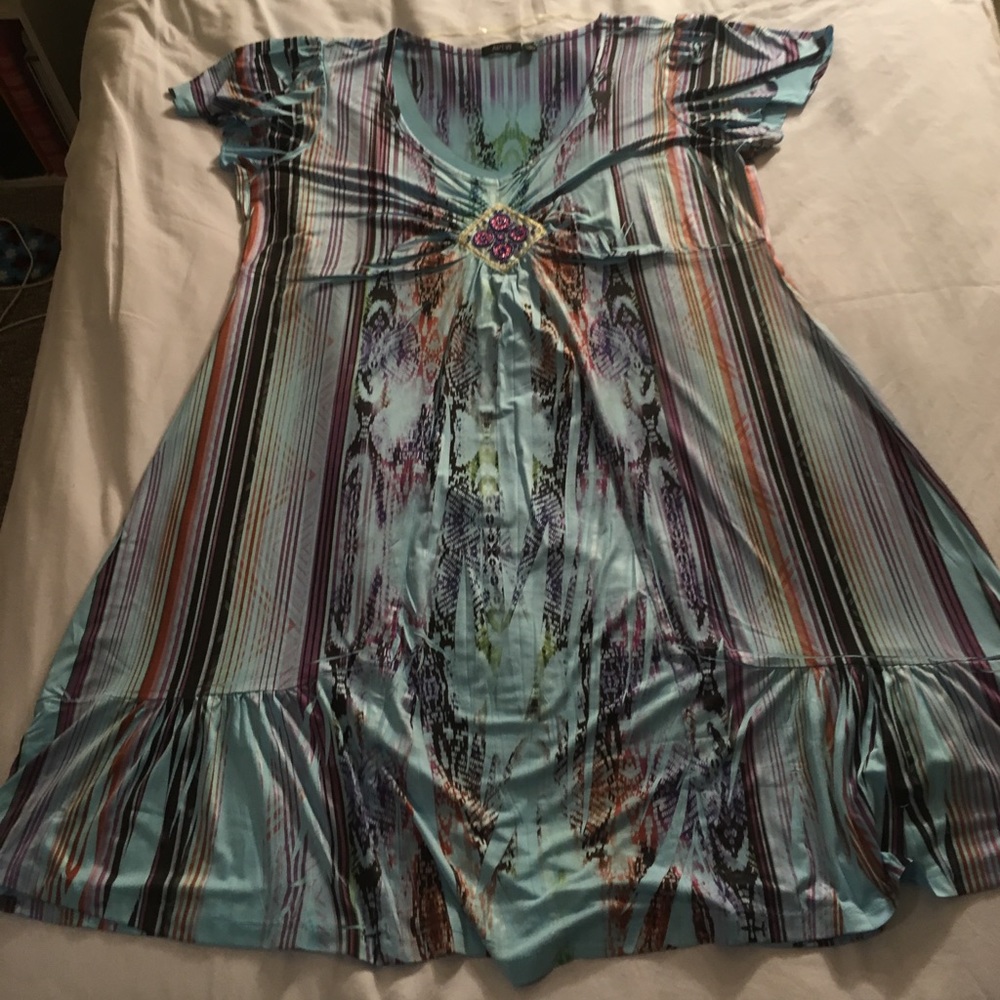 Flutter sleeve dress